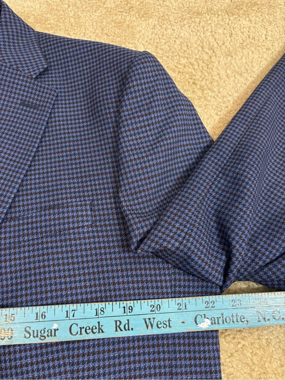 Jos A Bank Blue Houndstooth Blazer Traditional Fit 44L